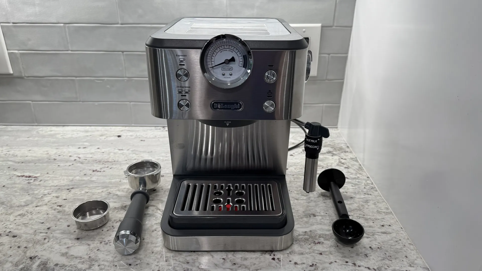 347175Обзор кофемашины De’Longhi Linea Classic: доступное решение для начинающих кофеманов