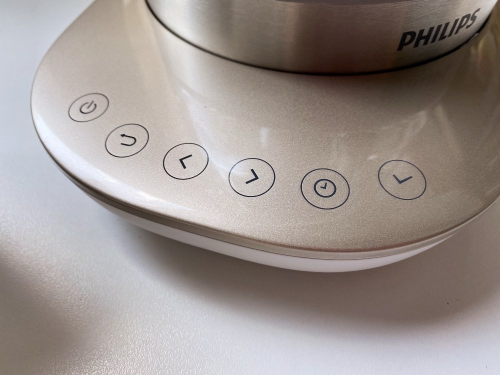 Обзор чайника Philips HD9450/81: готовим напитки, супы и омлеты одним устройством фото