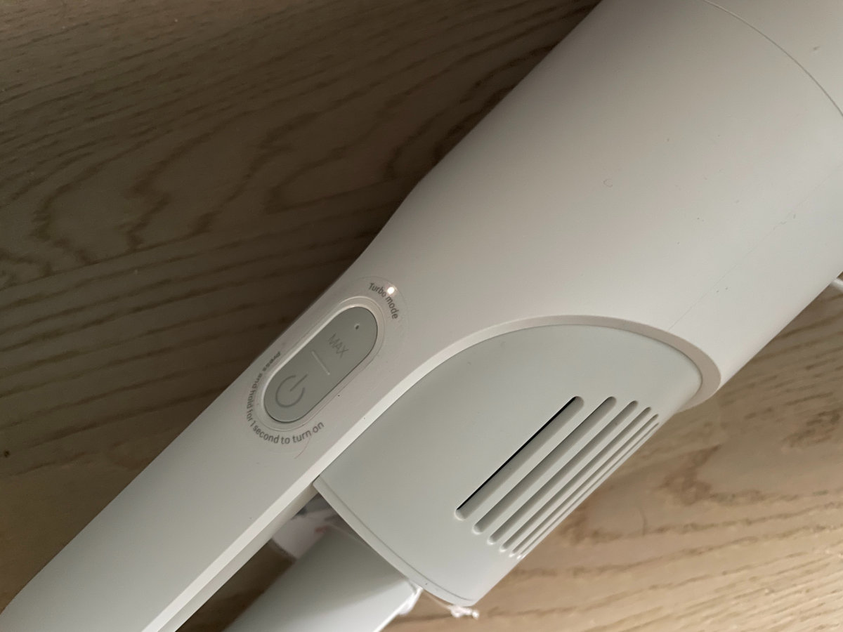 На что обратить внимание при выборе вертикального пылесоса Xiaomi? фото