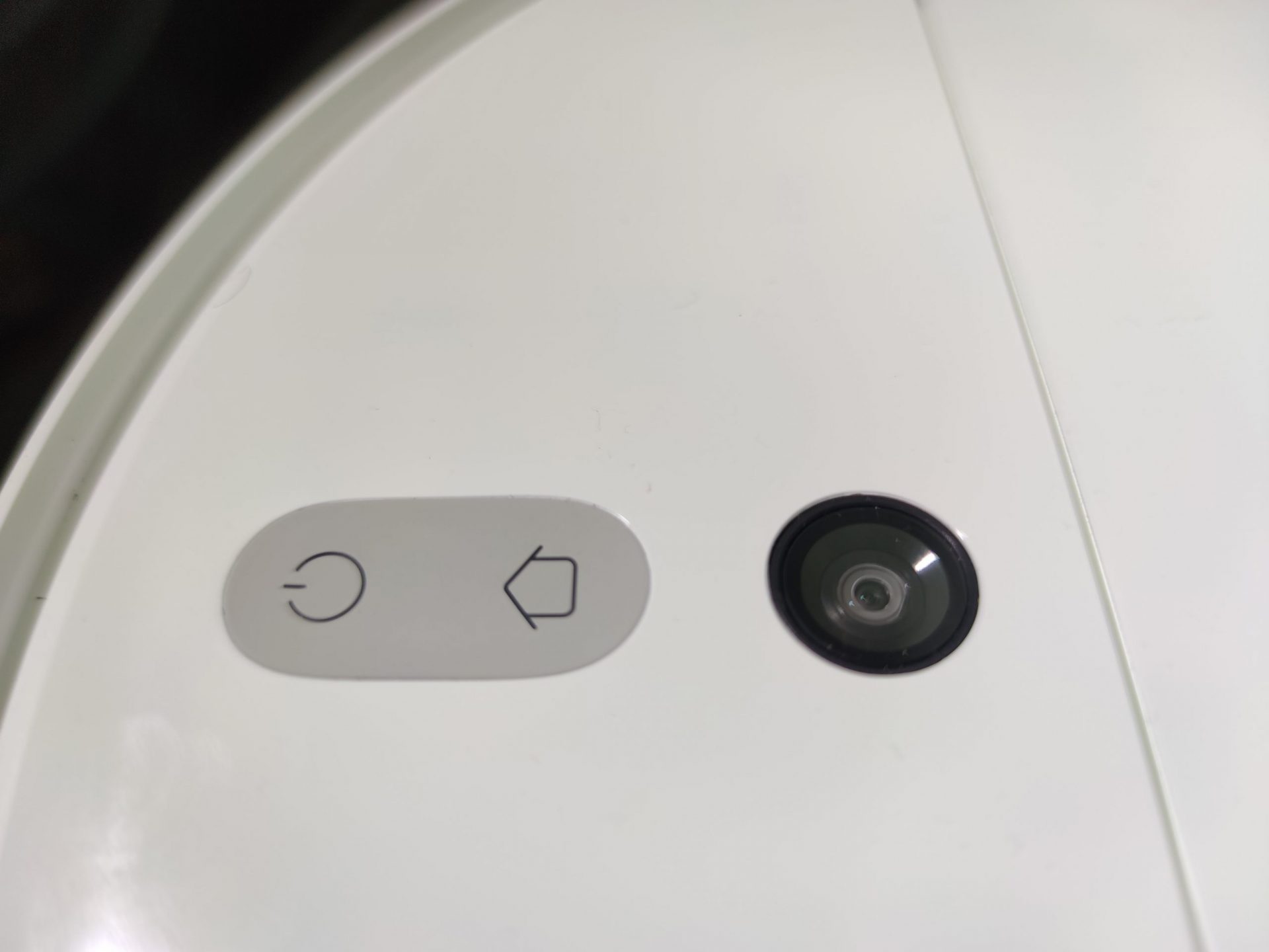 Обзор робота-пылесоса Mi Robot Vacuum Mop: идеальная чистота дома фото