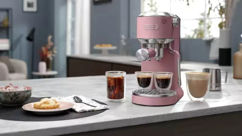 347016Кофемашина De’Longhi Dedica Duo: гламурный гаджет для идеального холодного заваривания