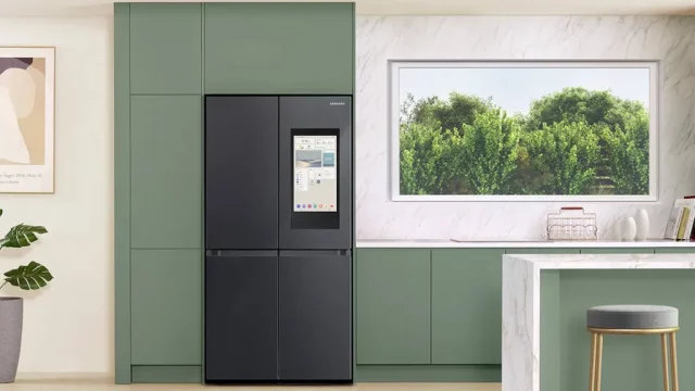 Умный холодильник Samsung с коллекцией рецептов